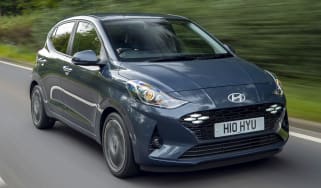 Hyundai i10 - front tracking